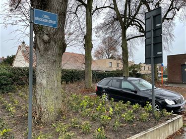 Straatnaambordje geplaatst - Beringen