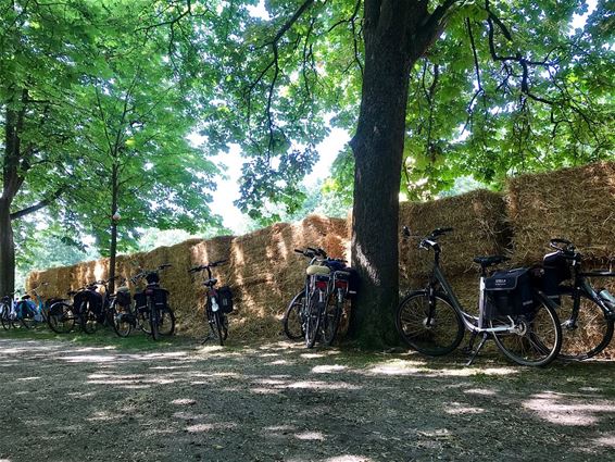 Strobalen aan de Scoutsrally - Neerpelt