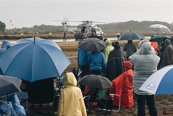Sunset Airshow start in mineur door slecht weer