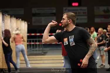 Sybren Gijbels wint dartstoernooi in Aarschot - Pelt