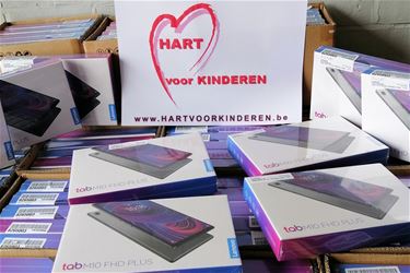 Tablets voor kansarme kinderen - Beringen