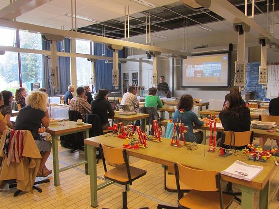 Techniek aanleren in de basisschool - Lommel