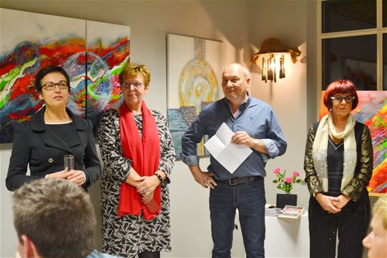 Tentoonstelling 'Mixed Art' van start - Peer