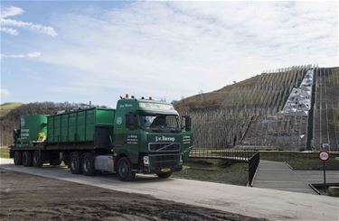 Terril ingezaaid via hydroseeding - Beringen