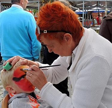 Teutenmarkt in het teken van kunst - Neerpelt