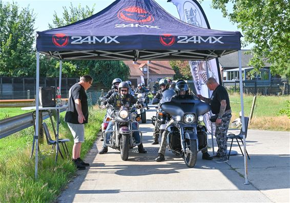 The first motorcycletour van de Gonzo Bikers - Lommel