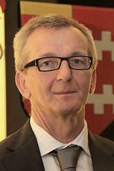 Theo Veyfeyken nieuw stadssecretaris - Hamont-Achel