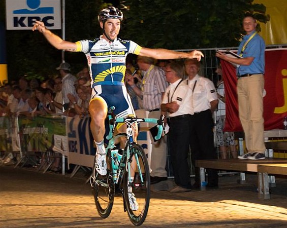 Thomas De Gendt wint 'Nacht van Peer' - Peer