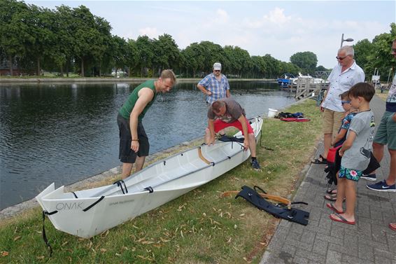 Tien minuten en je kano is klaar - Neerpelt