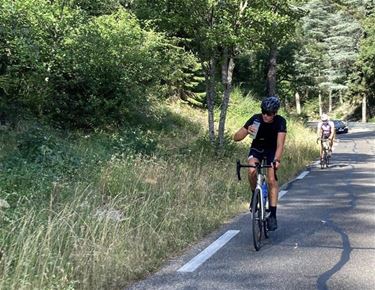 Tijs Ferson slaagt in everesting op La Redoute - Beringen