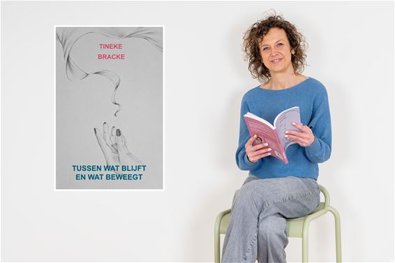 Tineke Bracke stelt debuutbundel voor - Pelt