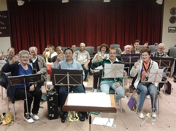 Toasten op de nieuwe zaal - Lommel