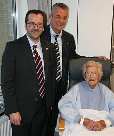Tonia is 102 jaar! - Hamont-Achel
