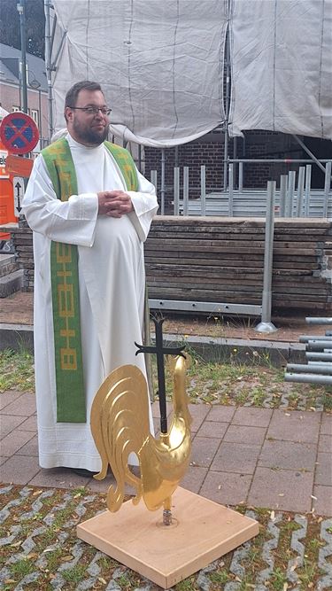 Torenhaan keert terug naar Achelse kerktoren - Hamont-Achel