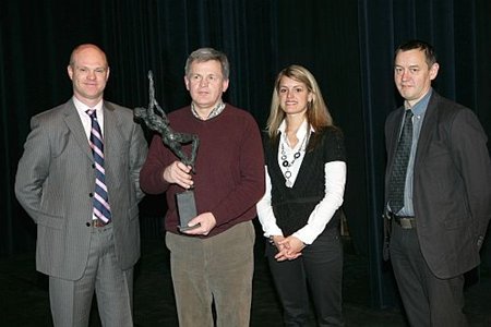 Trofee sportverdienste voor Luc Driesen - Neerpelt