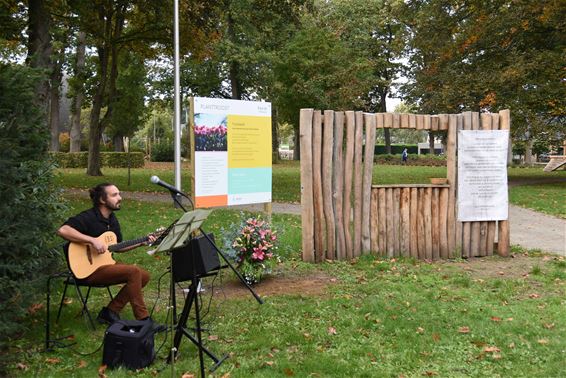 Troostplek in het park van Beverlo - Beringen