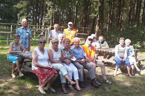 Tuinhier sprong op de fiets - Hamont-Achel