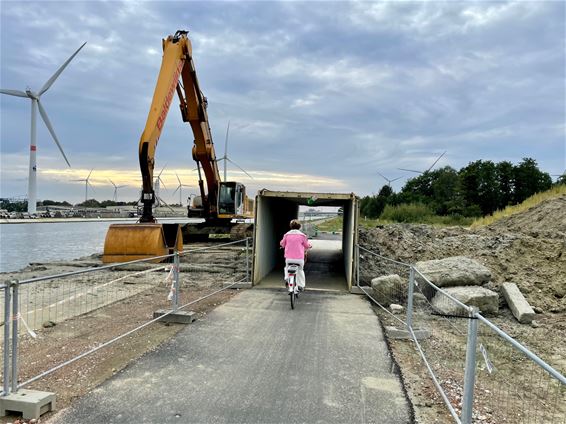Tunnel voor fietsers bij werken site Baldewijns - Beringen