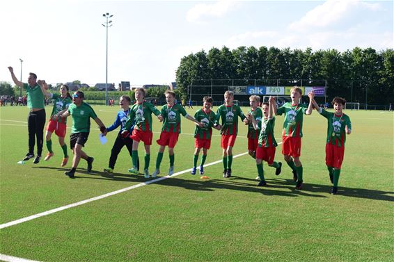 Hechtel-Eksel - U13 van KFC Eksel wint Limburg Cup