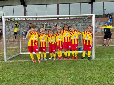 U7 Peer SV speelde eerste wedstrijd - Peer