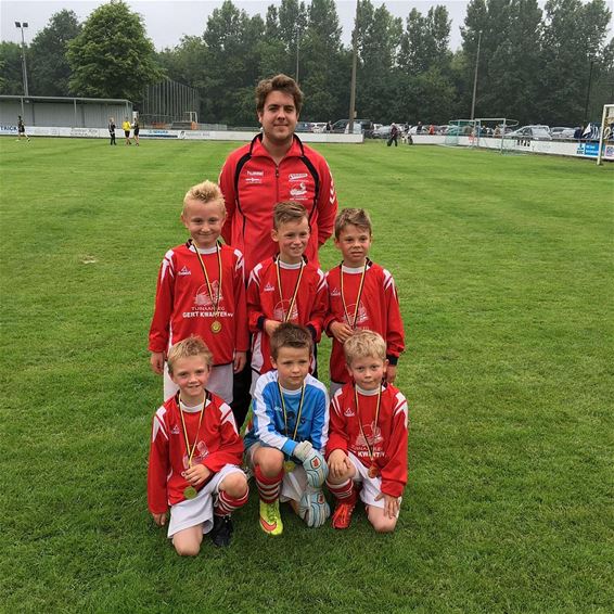 U8 SV Herkol wint duiveltjestoernooi - Neerpelt