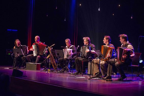 Uitverkochte Adelberg voor 'Accordeon Folie' - Lommel