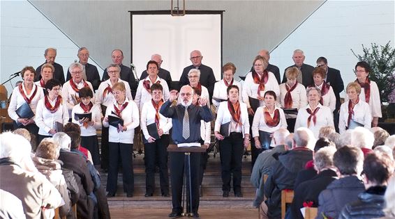 Uitverkochte kerk voor kerstconcert - Lommel