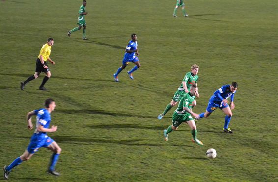 United verslaat Moeskroen met 3-1 - Lommel