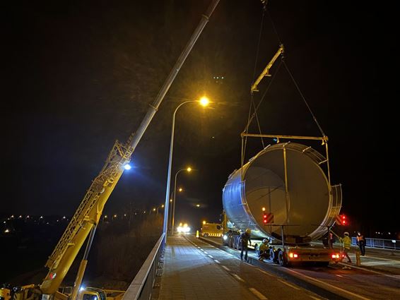 Van kanaal naar kanaal via de weg - Bocholt