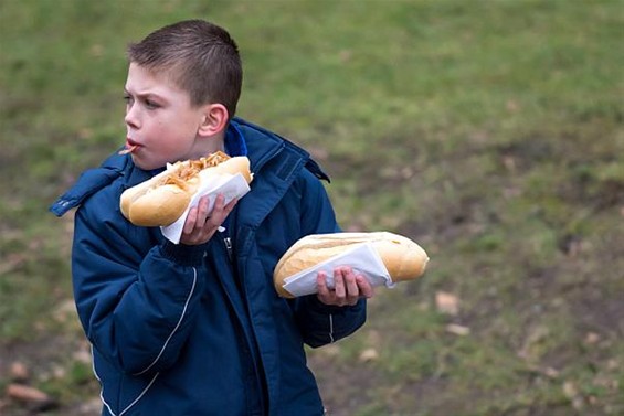 Van kijken naar sport krijg je honger - Neerpelt