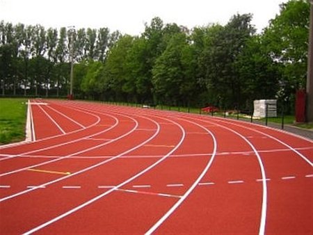 Vaste tribune bij Dommelhofpiste - Neerpelt