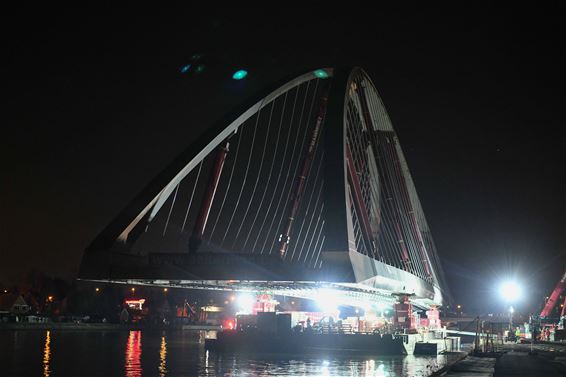 Veel belangstelling voor Beringse brug - Beringen