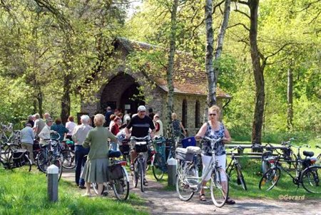 Veel succes voor mariale fietstocht - Hamont-Achel