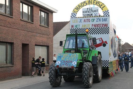 Geslaagde carnavalstoet in Eksel - Hechtel-Eksel