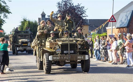 Veel volk voor bevrijdingsherdenking - Lommel