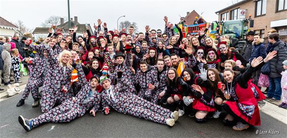 Veel volk voor carnaval Liller Meulewiekers - Pelt