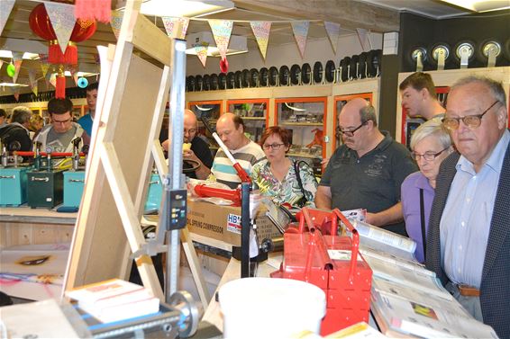 Veel volk voor de 'Open Bedrijvendag' - Lommel