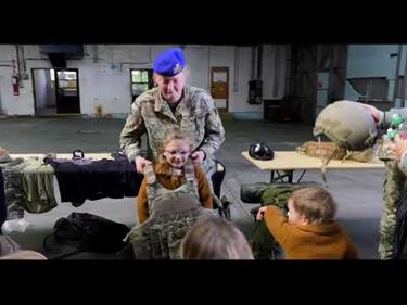 Veel volk voor het 8 Bataljon Logistiek - Leopoldsburg