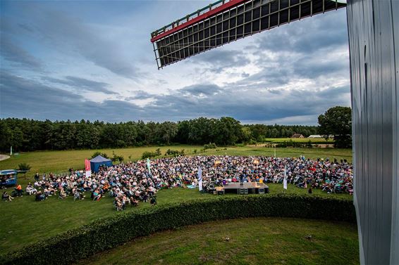 Veel volk voor TVL-vertelling bij de molen - Lommel