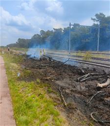 Vegetatiebrand langs spoorweg - Lommel
