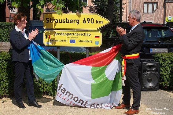 Verbroedering met Strausberg bezegeld - Hamont-Achel