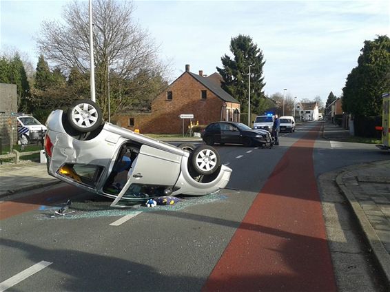 Verkeersongeval Einderpad - Hoevenstraat - Lommel