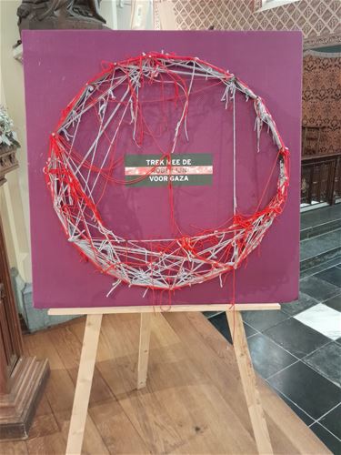 Vernielingen en brandstichting in kerk centrum - Lommel