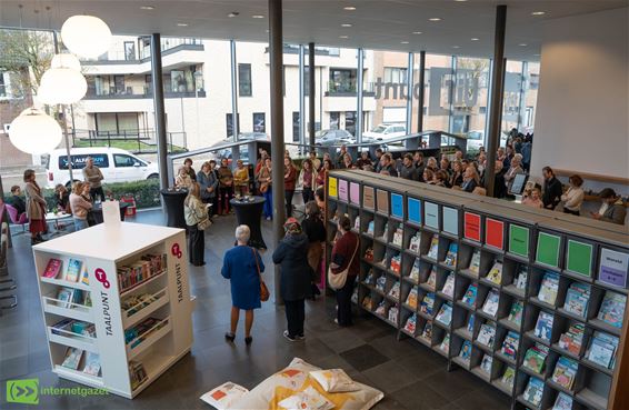 Vernieuwde bib Hamont feestelijk geopend (1) - Hamont-Achel