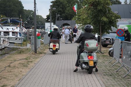 Vespa-treffen in Porta Pelta - Neerpelt