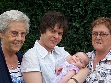 Vier generaties dankzij Kensi - Neerpelt