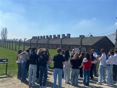 Vijfdejaars bezoeken Auschwitz - Peer