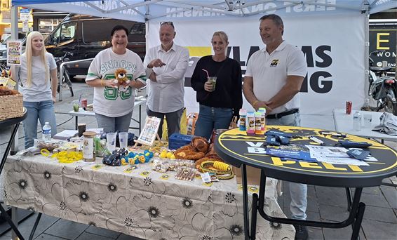 Vlaams Belang Pelt steunt dierenvoedselbank - Pelt