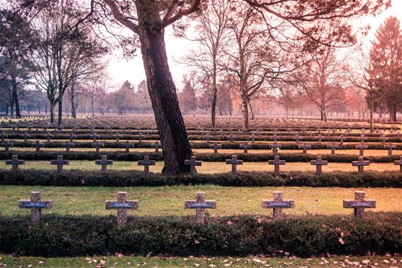 Vlaamse steun voor oorlogskerkhof Lommel - Lommel