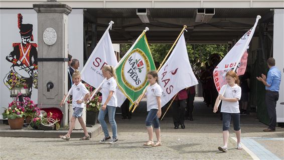 Vlaggendragertjes gezocht - Hamont-Achel